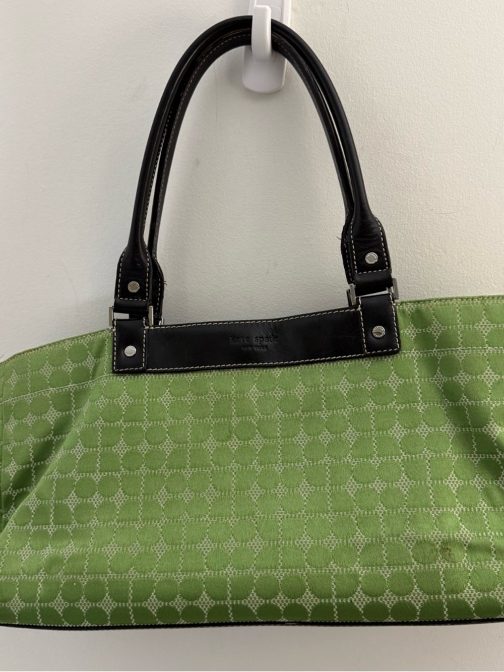 Kate SpadeGreen Patterned Fabric Shoulder Bag with Brown Leather Handles